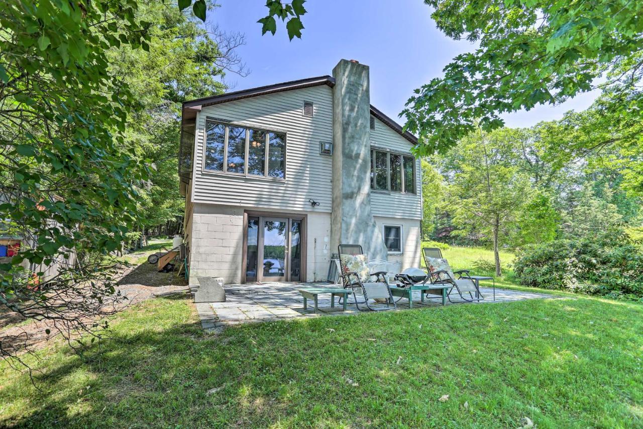 Rock Hill Home With Fire Pit On Wanaksink Lake! Exterior foto